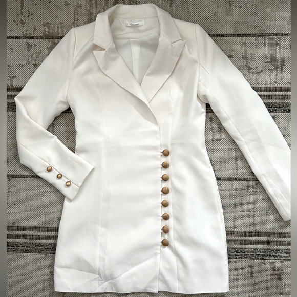 White Blazer Dress - Picture 2 of 3